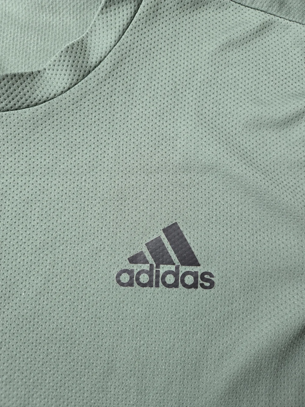 adidas lightweight short